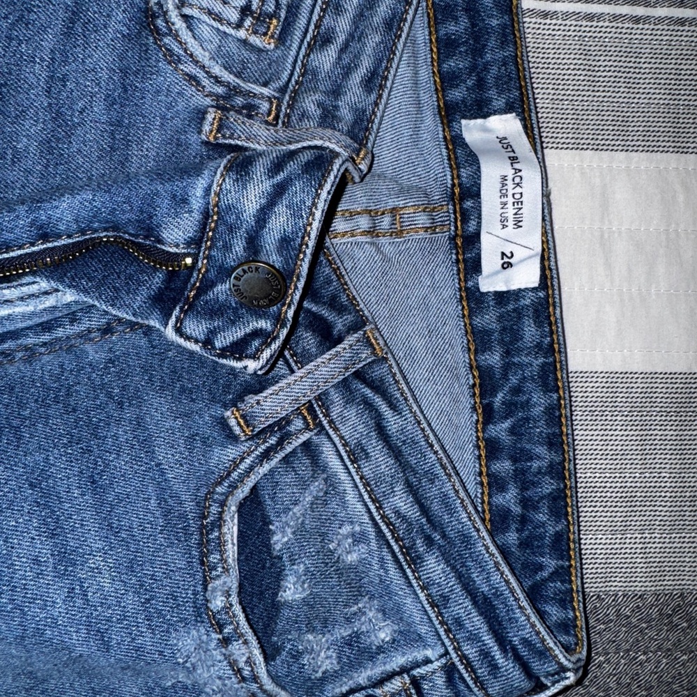 Just Black Vintage Straight Leg Jean - 26 / Mid Wash - Picture 2 of 2